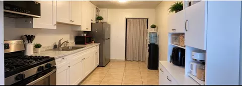 1010 E 8th Ct, Hialeah, FL 33010 photo 3