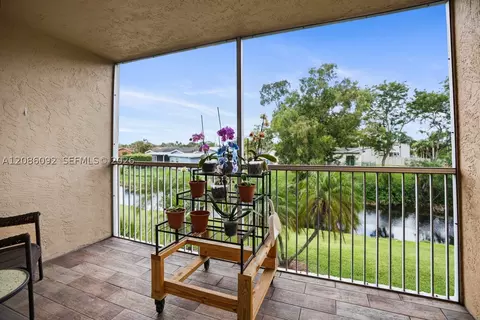 6870 Royal Palm Blvd #209M, Margate, FL 33063