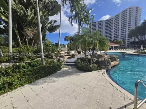 3300 NE 191st St #1202, Aventura, FL 33180