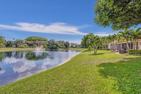 Exterior - 14298 Ruby Pointe Dr, Delray Beach, FL 33446 photo 8 of 9