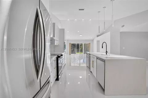 Kitchen - 14298 Ruby Pointe Dr, Delray Beach, FL 33446 photo 7 of 13