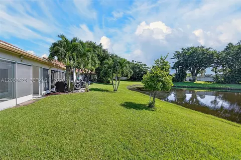 Exterior - 14298 Ruby Pointe Dr, Delray Beach, FL 33446 photo 6 of 9