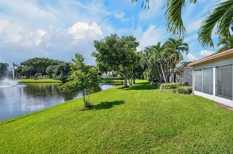 Exterior - 14298 Ruby Pointe Dr, Delray Beach, FL 33446 photo 7 of 9