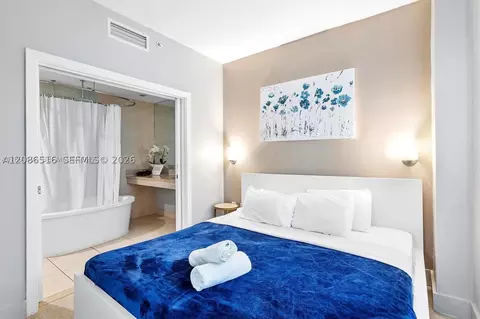 1036 Ocean Dr #B205, Miami Beach, FL 33139