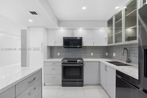 701 Three Islands Blvd #411, Hallandale Beach, FL 33009