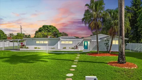 11125 SW 173rd Ter, Miami, FL 33157