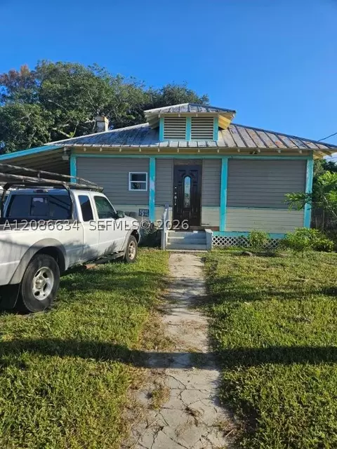 1124 Boston Ave, Fort Pierce, FL 34950