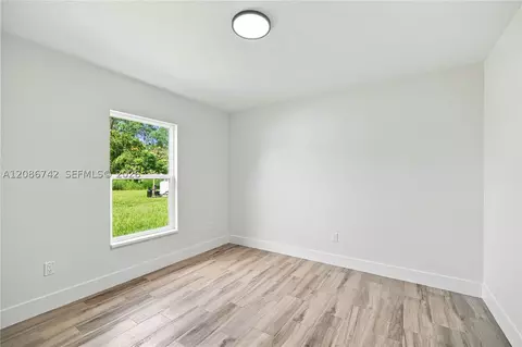 Bedroom - 25 Pine Course Pass, Ocala, FL 34472 photo 2 of 3