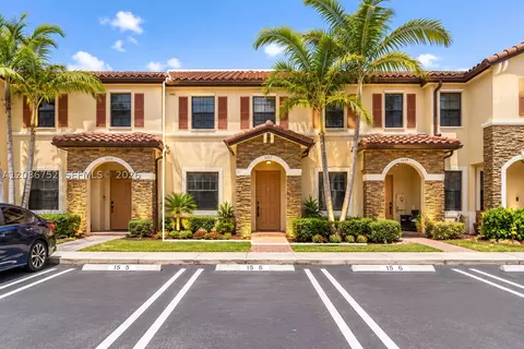 3217 SE 4th St #3217, Homestead, FL 33033