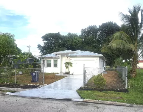 110 NW 9th Ave, South Bay, FL 33493