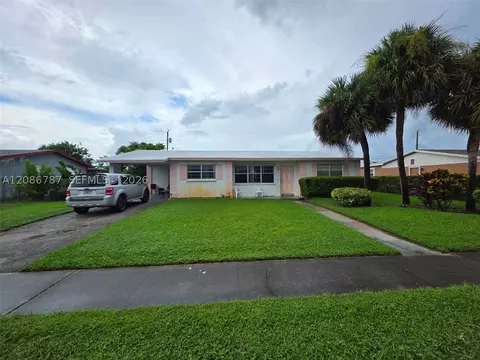 340 W 19th St, Riviera Beach, FL 33404