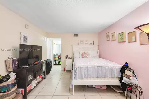 Bedroom - 20005 NE 3rd Ct #3, Miami, FL 33179 photo 2 of 5