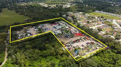600 Ring Rd, Orlando, FL 32811