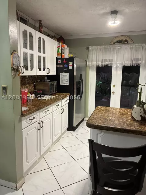 2403 W 76th St #102, Hialeah, FL 33016 photo 4