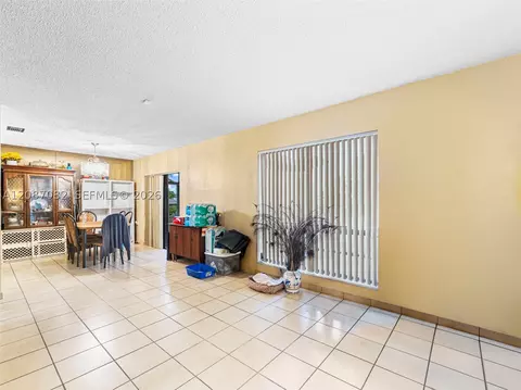 Dining - 5440 E 7th Ave, Hialeah, FL 33013 photo 1 of 3