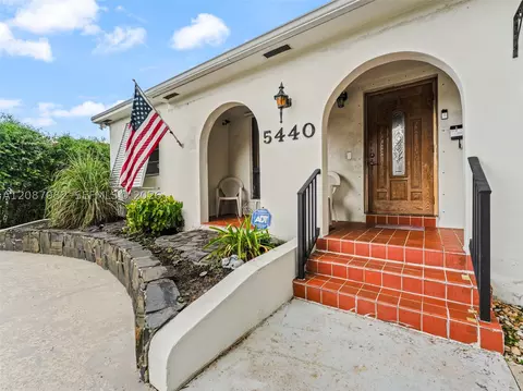 Exterior - 5440 E 7th Ave, Hialeah, FL 33013 photo 3 of 17