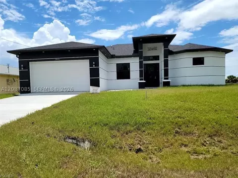 3415 E 36 St SW, Lehigh Acres, FL 33976