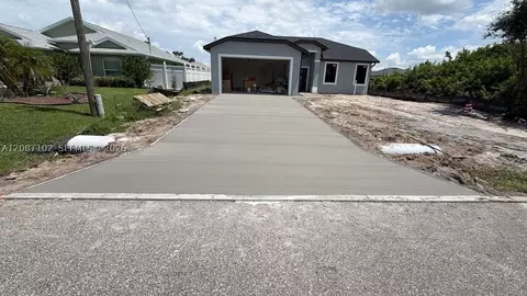 122 Green Oak Park, Rotonda West, FL 33947