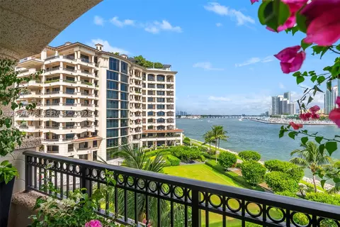 7052 Fisher Island Dr #7052, Miami Beach, FL 33109