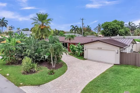 2820 NE 40th Ct, Fort Lauderdale, FL 33308