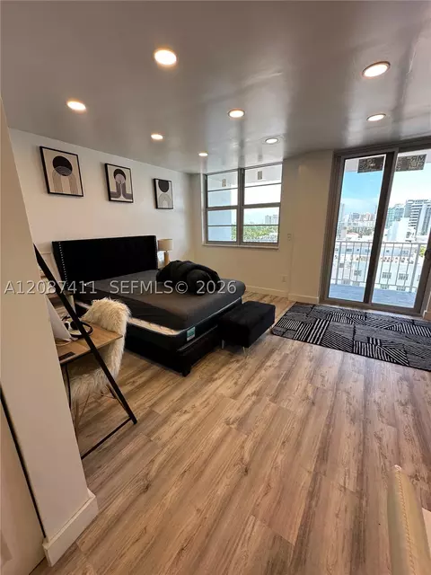 2829 Indian Creek Dr #804, Miami Beach, FL 33140
