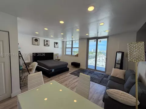 2829 Indian Creek Dr #804, Miami Beach, FL 33140