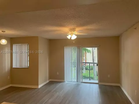 4195 N Haverhill Rd #318, West Palm Beach, FL 33417