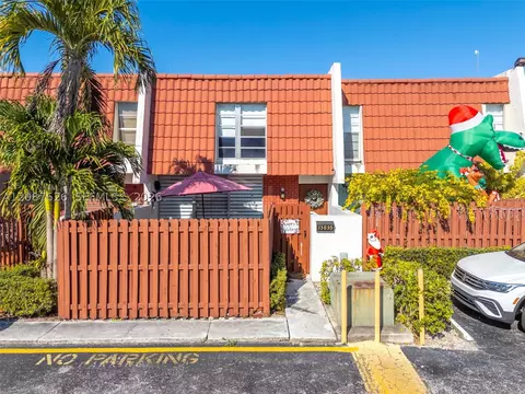 13835 SW 84th St #503, Miami, FL 33183