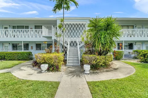 900 Atlantic Shores Blvd #219, Hallandale Beach, FL 33009
