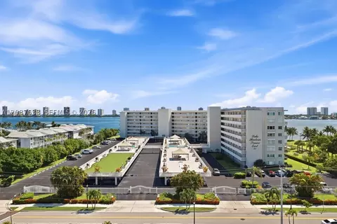 801 Lake Shore Dr #801, Lake Park, FL 33403