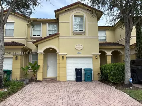 8671 NW 112th Ct, Doral, FL 33178