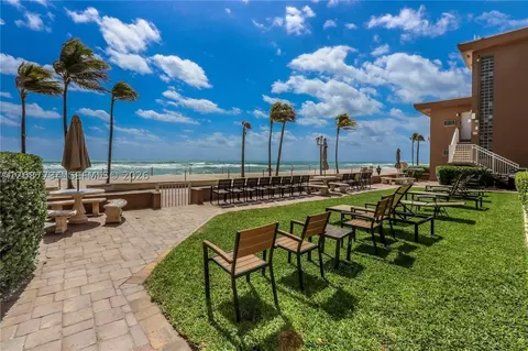 3300 N Surf Rd #1A, Hollywood, FL 33019