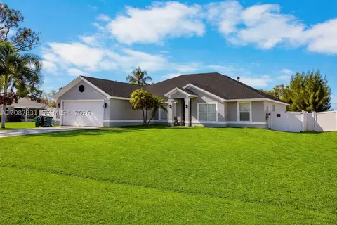293 SW Pagoda Ter, Port Saint Lucie, FL 34984