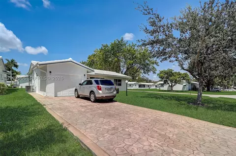 1651 NW 85th Ave, Plantation, FL 33322