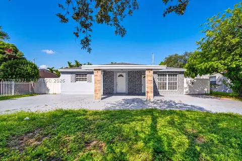 730 N 64th Ave, Hollywood, FL 33024