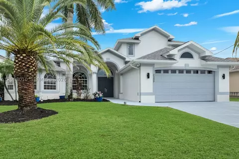 2309 20th Pl, Cape Coral, FL 33990