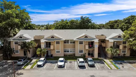 1971 NW 96th Ter #9K, Pembroke Pines, FL 33024