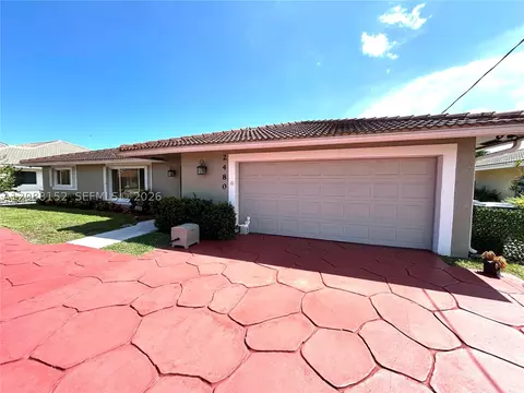 2480 NE 46th St, Lighthouse Point, FL 33064 photo 2