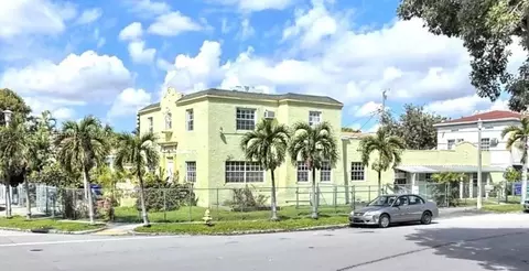 1801 SW 10th St, Miami, FL 33135