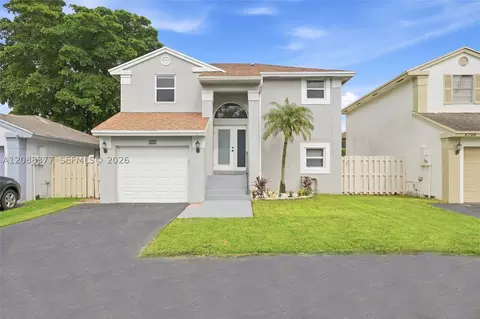 3724 NW 107th Ter, Sunrise, FL 33351