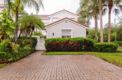 1115 Cherrypalm, Hollywood, FL 33019