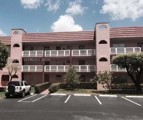 9641 Sunrise Lakes Blvd #305, Sunrise, FL 33322