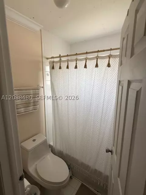 Bath - 14901 SW 80th St #210, Miami, FL 33193 photo 5 of 6