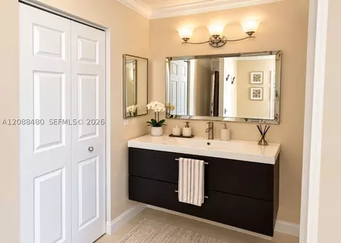 Bath - 14901 SW 80th St #210, Miami, FL 33193 photo 6 of 6