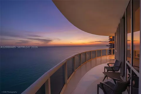 15901 Collins Ave #2701, Sunny Isles Beach, FL 33160