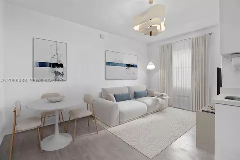 335 Ocean Dr #106, Miami Beach, FL 33139