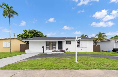 7551 Polk St, Hollywood, FL 33024