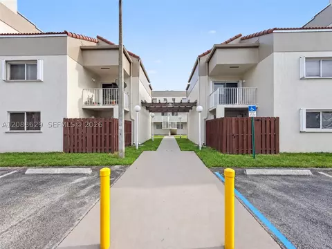 14901 SW 80th St #115, Miami, FL 33193