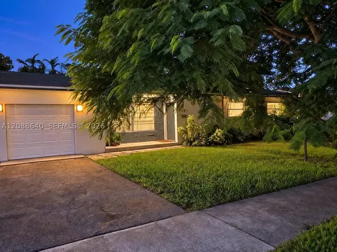 8981 SW 57th Ter, Miami, FL 33173