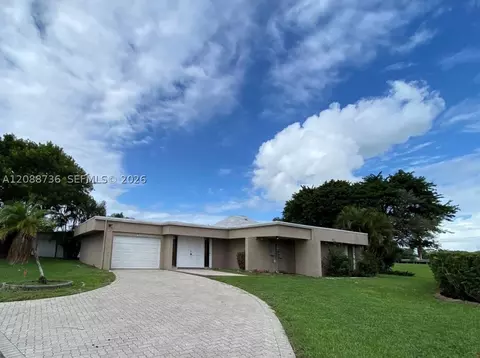 6105 Royal Poinciana Ln, Tamarac, FL 33319